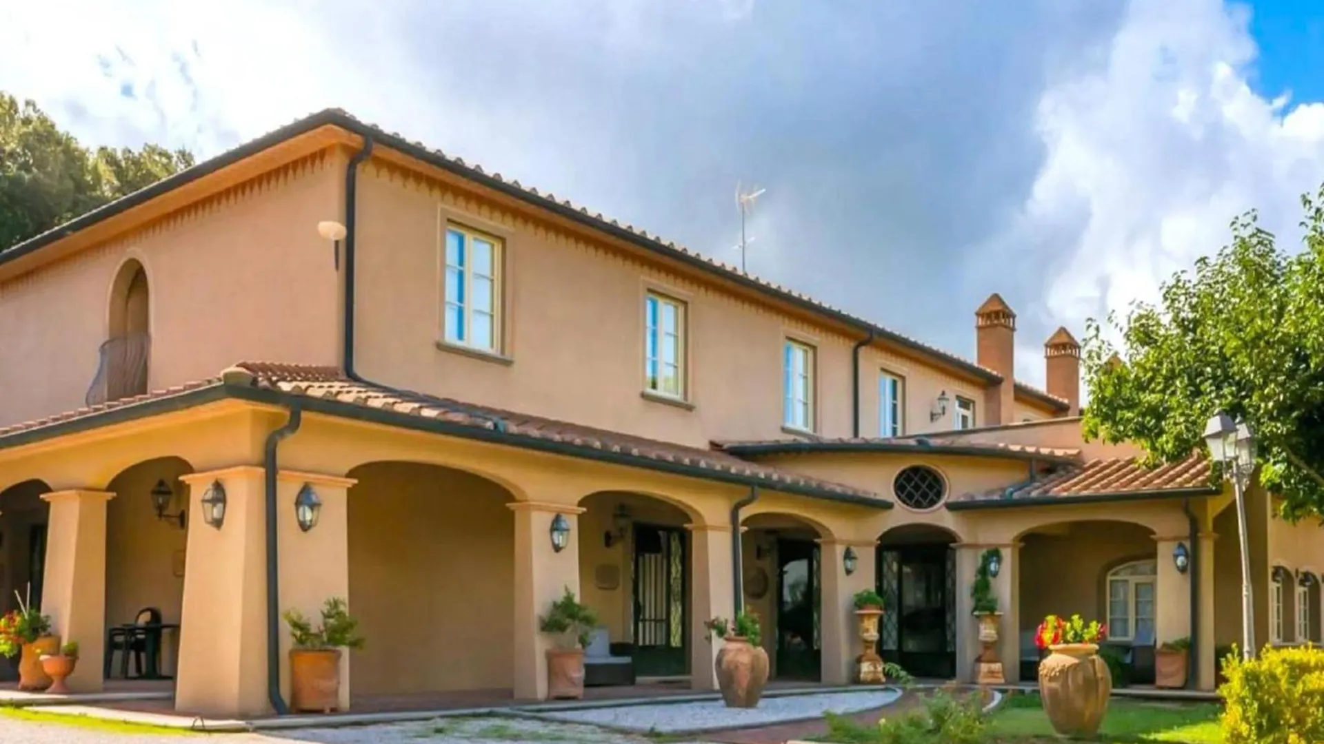 Attractive Apartment With Paid Sauna Monteverdi Marittimo Italy