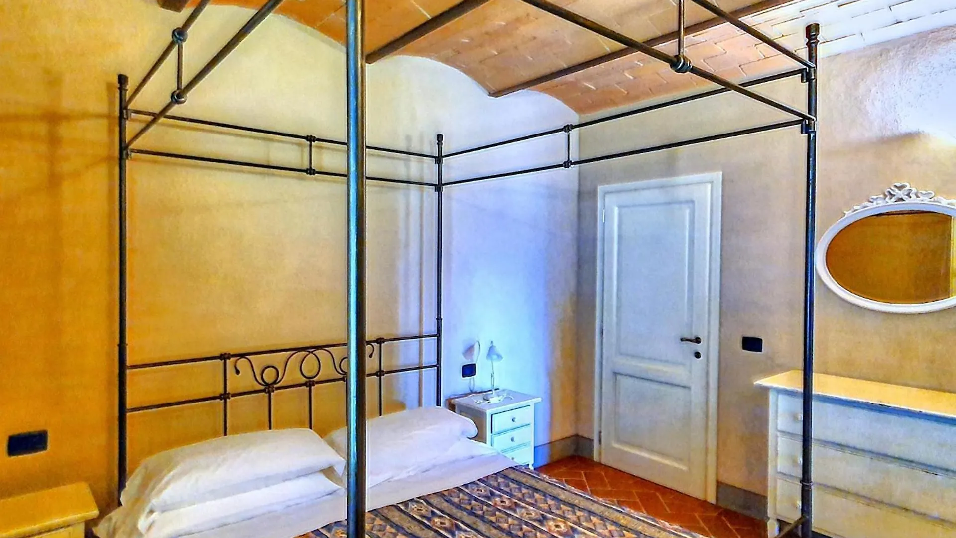 Attractive Apartment With Paid Sauna Monteverdi Marittimo