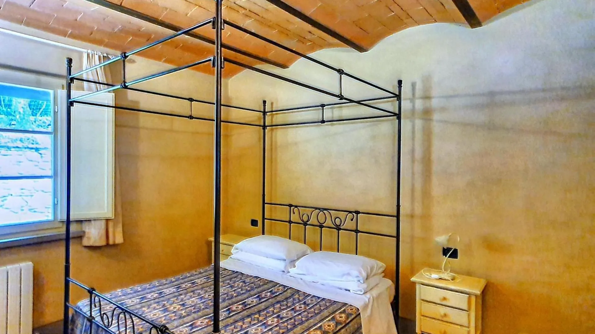Attractive Apartment With Paid Sauna Monteverdi Marittimo