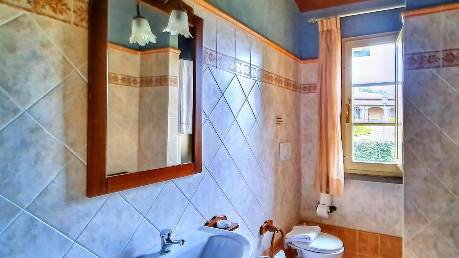 Attractive Apartment With Paid Sauna Monteverdi Marittimo 0*,  Italy